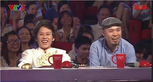 Hoài Linh chúc mừng 'cô bé Thị Màu' vào chung kết Vietnam's Got Talent