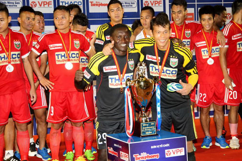 Becamex Bình Dương lần thứ ba đoạt Siêu Cup quốc gia