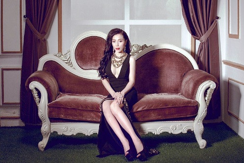 Ca sĩ trẻ Linh Linh: “Đánh đổi” để nổi tiếng, tôi không phải ngoại lệ