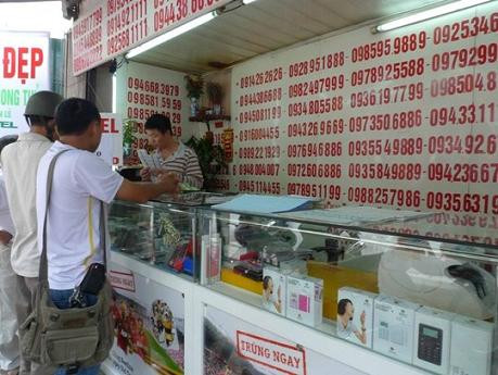 Xóa bỏ sim di động 11 số: "Tốn kém và bất tiện nhưng vẫn phải làm"