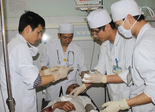 Thông tin tiếp về vụ tai nạn giao thông ở Thanh Hóa: 9 người chết đều là gia đình nhà gái đi đám cưới ở Hà Nội
