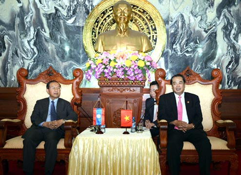Củng cố hơn nữa quan hệ hợp tác giữa Tòa án Việt Nam - Lào