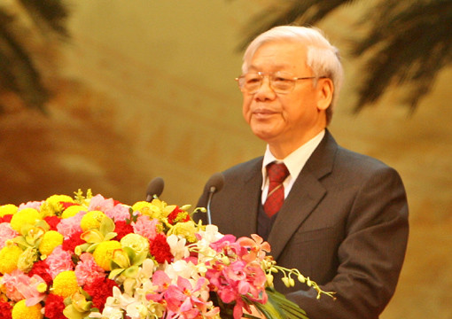 Đảng ta một lòng một dạ chiến đấu, hy sinh vì Tổ quốc, vì nhân dân