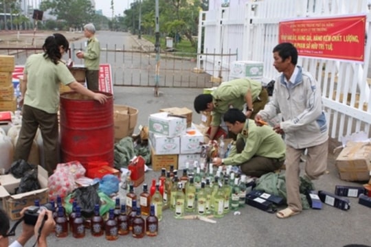 Tăng cường đấu tranh chống buôn lậu, gian lận thương mại và hàng giả