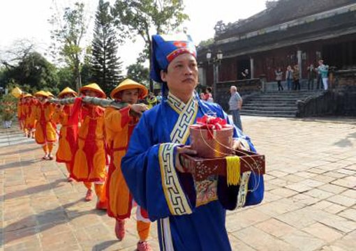 Tái hiện nghi lễ dựng nêu tại Đại Nội Huế
