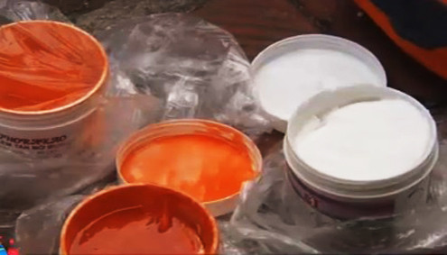 Phát hiện 2,7kg tiền chất ma tuý trong mỹ phẩm gửi chuyển phát nhanh