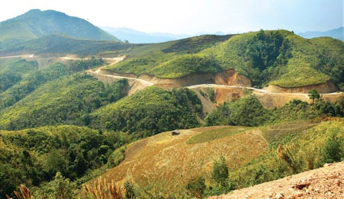 Để có con đường thênh thang mang dáng hình Tổ quốc