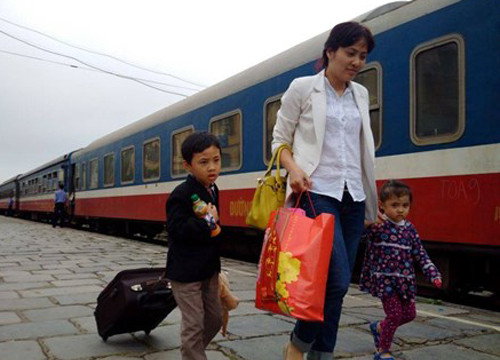 7 đối tượng được miễn, giảm giá vé tàu