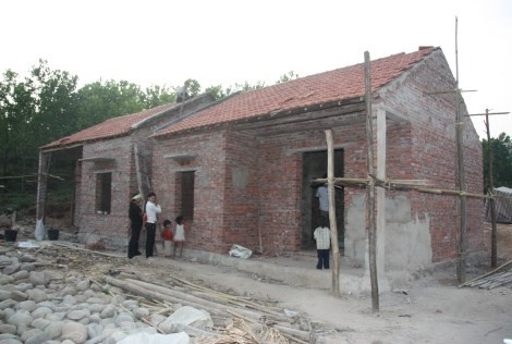 Ưu tiên cho vay giải quyết việc làm, hỗ trợ hộ nghèo làm nhà ở
