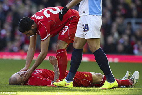Cận cảnh Liverpool bị đội hạng nhất cầm hòa trên sân Anfield