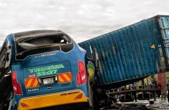 Ít nhất 63 người thương vong trong tai nạn xe buýt thảm khốc ở Tanzania