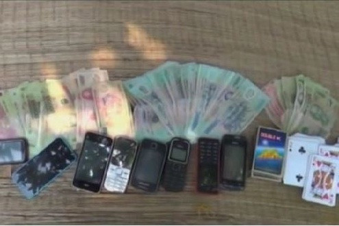 Triệt phá sòng bạc, bắt giữ 11 đối tượng