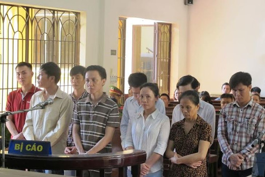 Biến tiền giả thành tiền thật