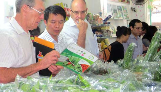 Ngày Sức khỏe Thế giới 2015: Đảm bảo an toàn thực phẩm tại Việt Nam là một thách thức