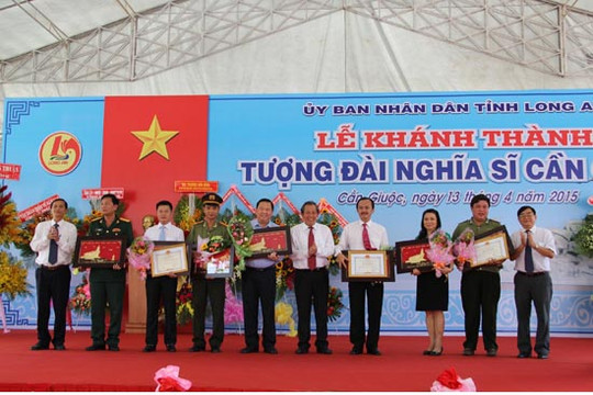Khánh thành Tượng đài Nghĩa sỹ Cần Giuộc