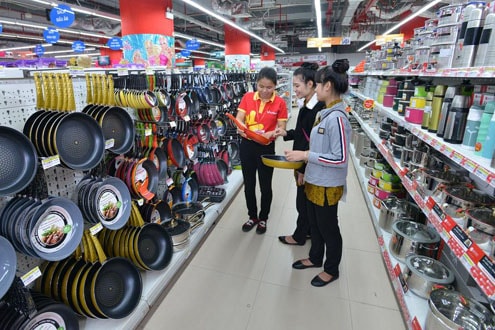 Mua hàng VinMart - Nghỉ mát Vinpearl