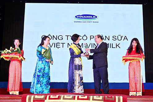 Vinamilk được vinh danh Thương hiệu vàng thực phẩm Việt Nam 2014