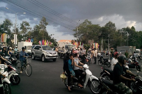 Cà Mau: Thiệt mạng vì điều khiển xe máy vượt đèn đỏ