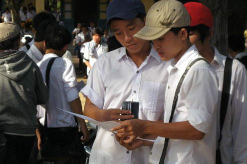 Phú Yên đề nghị Khánh Hòa giúp đỡ học sinh tham dự kỳ thi THPT Quốc gia