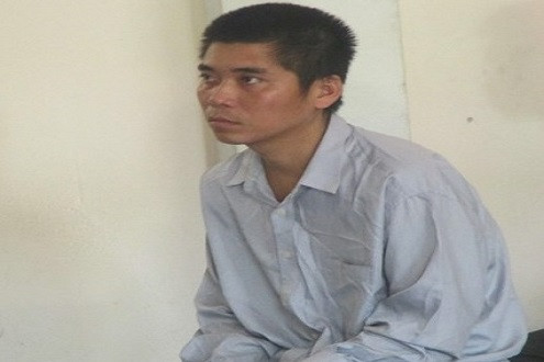 Mượn rượu, gã trai nhiễm HIV hiếp dâm bé gái 11 tuổi