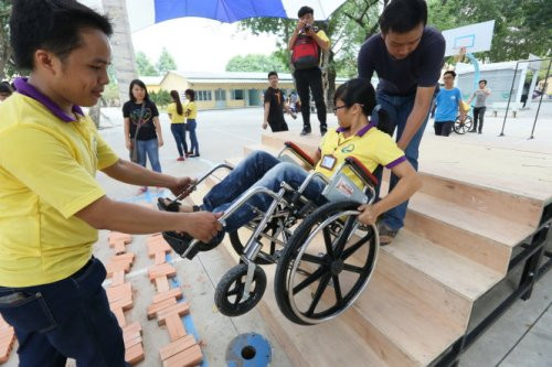 Đại học Ngoại thương tuyển thẳng thí sinh khuyết tật có học lực khá