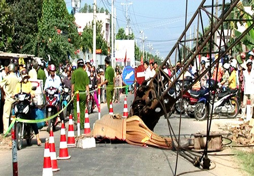 Khởi tố người điều khiển cần cẩu làm chết 3 mẹ con ở Đồng Tháp