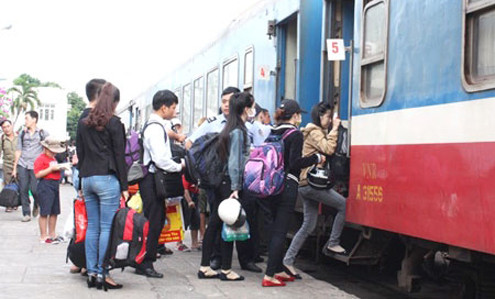 Thí sinh tham dự Kỳ thi THPT Quốc gia 2015 sẽ được giảm giá vé tàu