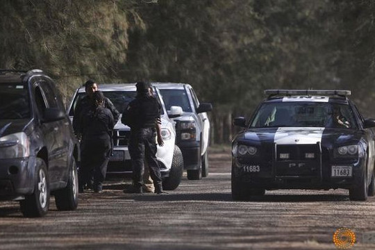 Mexico: Đấu súng khốc liệt giữa cảnh sát và băng đảng, 44 người thiệt mạng