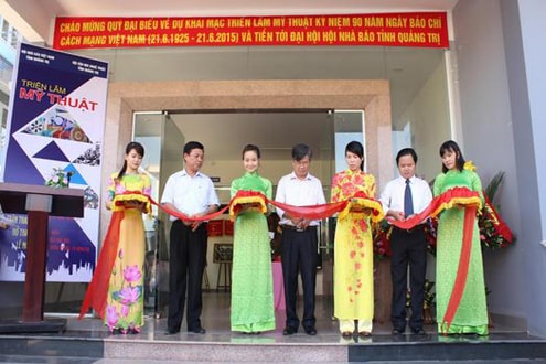 Triển lãm mỹ thuật chào mừng 90 năm ngày Báo chí Cách mạng Việt Nam