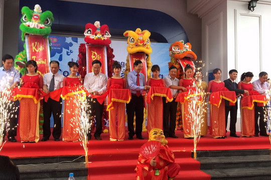Khai trương siêu thị Co.opmart thứ 74 tại An Nhơn và Co.opmart thứ 75 tại Bắc Giang