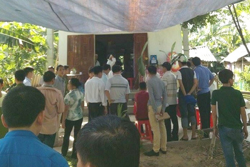 Vợ đánh chết chồng, hai con thơ bơ vơ