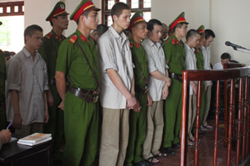 Vụ "quan tài diễu phố": Gia đình nạn nhân yêu cầu truy tới cùng vai trò của con rể nguyên Chủ tịch tỉnh