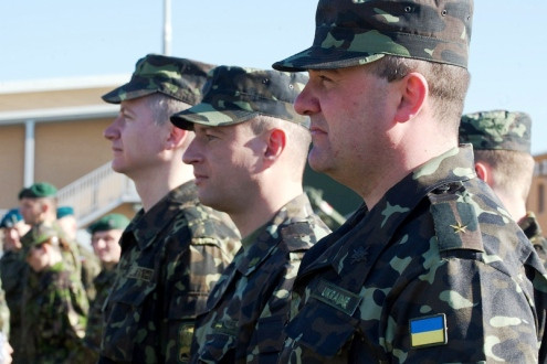 Ukraine: Gia tăng ngân sách quốc phòng, bắt đầu tập trận chung với NATO