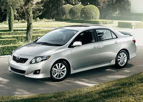 Toyota Việt Nam triệu hồi gần 4.000 xe Corolla và Vios