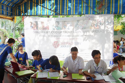 Viet Capital Bank đồng hành cùng chương trình Phẫu thuật nụ cười