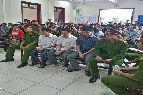 Xét xử vụ lật cầu Chu Va 6: 23 năm tù cho các bị cáo, buộc bồi thường hơn 2,5 tỷ đồng