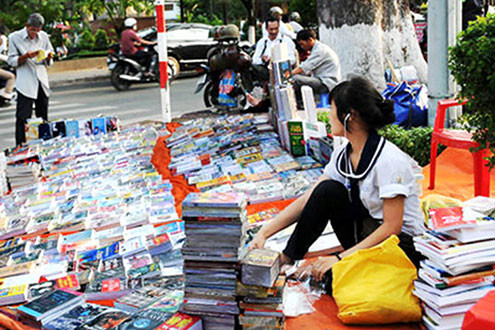 Thị trường sách lậu vẫn ngang nhiên hoành hành