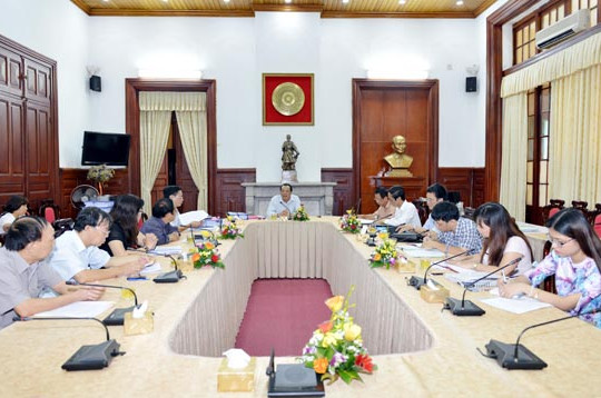 Ban Giám khảo vòng sơ khảo Cuộc vận động sáng tác văn học, âm nhạc về TAND: Tiến hành thẩm định, chấm điểm các tác phẩm tham dự