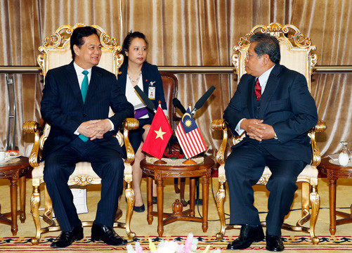 Thủ tướng Nguyễn Tấn Dũng gặp Chủ tịch Hạ viện Malaysia