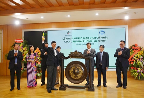 Cổ phiếu cảng biển lớn nhất chính thức lên sàn HNX