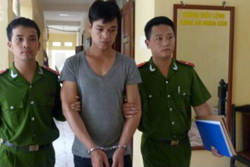 Phiên dịch viên thuê ô tô trộm cả kho hàng của công ty