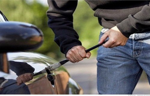 11 vụ trộm linh kiện ôtô trong một đêm