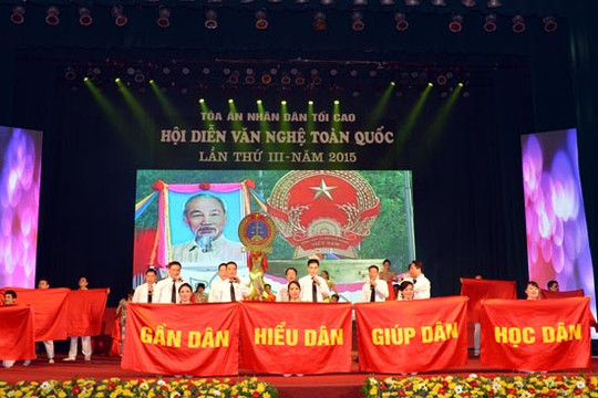Nhìn lại hội diễn văn nghệ TAND toàn quốc lần thứ III: Sống động, rực rỡ sắc màu và đậm đà sâu lắng