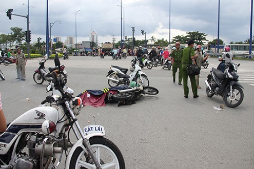 Tin tức tai nạn giao thông ngày 13/9: Xe khách tông nhau, 2 người chết thảm