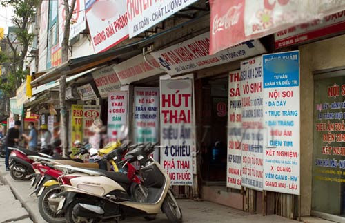Sốc với 70 nghìn ca phá thai mỗi năm ở lứa tuổi vị thành niên, thanh niên Việt Nam