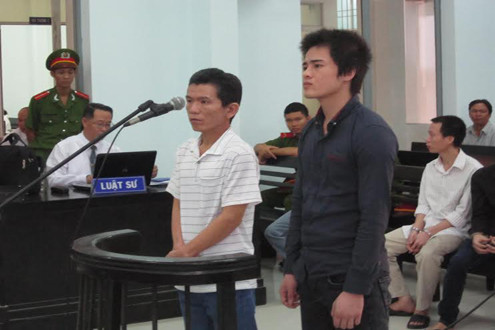 Đánh chết người vì tiếng nẹt pô xe máy