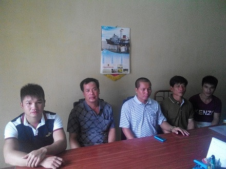 Cứu thoát 5 ngư dân gặp nạn trên biển