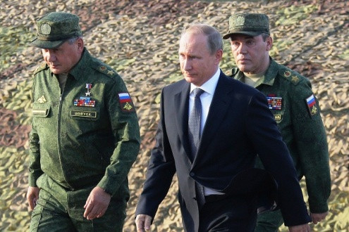 Tổng thống Putin: Cần ổn định tài chính trong lĩnh vực quốc phòng