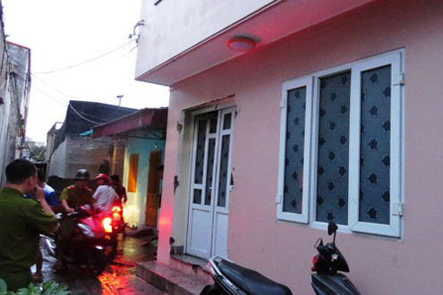 Chồng khóa trái cửa tự thiêu vì nghi vợ ngoại tình