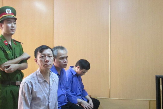 Cạm bẫy “đỏ đen” của siêu lừa có “tài” đoán số